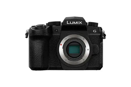 Appareil photo hybride PANASONIC PACK LUMIX G90 NOIR + G VARIO 12-60MM F/3,5-5,6 + MICRO RODE VIDEOMIC GO + 2ÈME BATTERIE